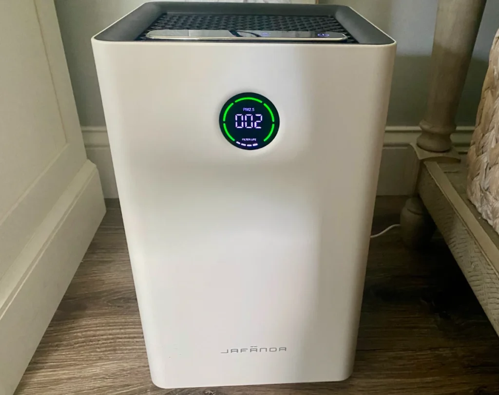 Jafanda air purifier sitting in living room